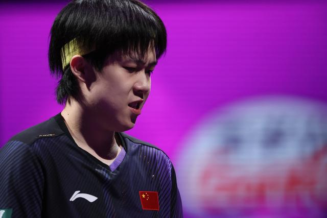王楚钦爆冷负松岛辉空 国乒男单仅剩温瑞博 男女