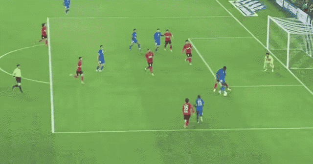 申花3-1力克辽宁铁人 拉唐双响领跑射手榜 铁人锋