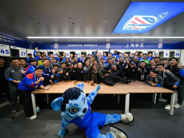 申花3-1力克辽宁铁人 拉唐双响领跑射手榜 铁人锋